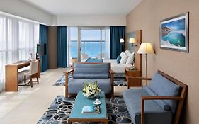 מלון אזימוט מדי טרה נתניה